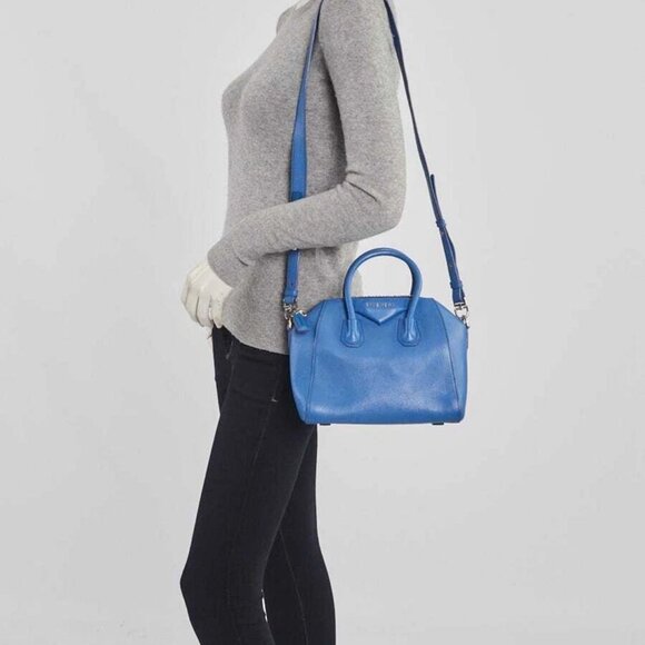 Givenchy Blue Sugar Goatskin Leather Mini Antigona Bag - Picture 2 of 12